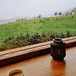 Lunela Estate With Sauna Vakantiehuis Cerklje na Gorenjskem