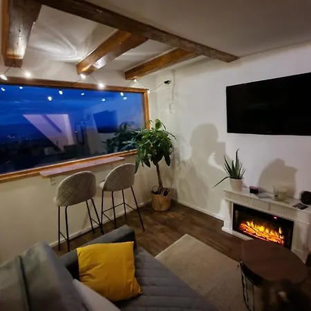 Lunela Estate With Sauna Cerklje na Gorenjskem