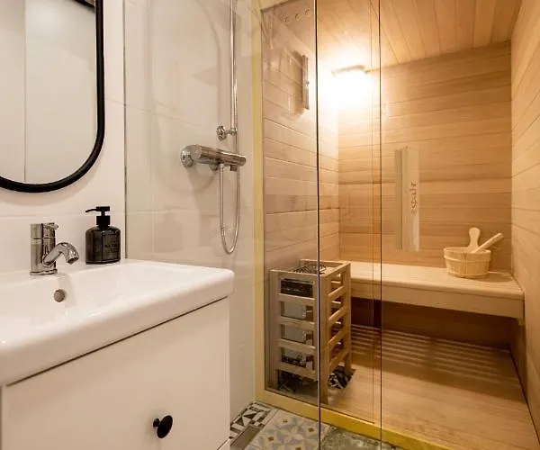 Lunela Estate With Sauna Ferienhaus Cerklje na Gorenjskem