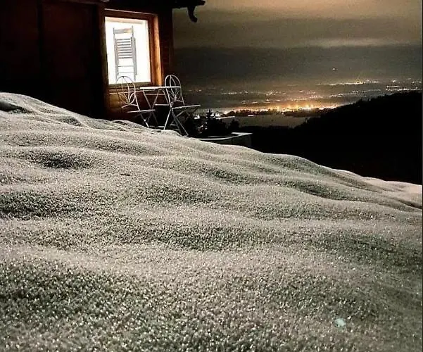 Lunela Estate With Sauna Vakantiehuis