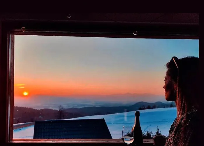 Vakantiehuis Lunela Estate With Sauna Cerklje na Gorenjskem